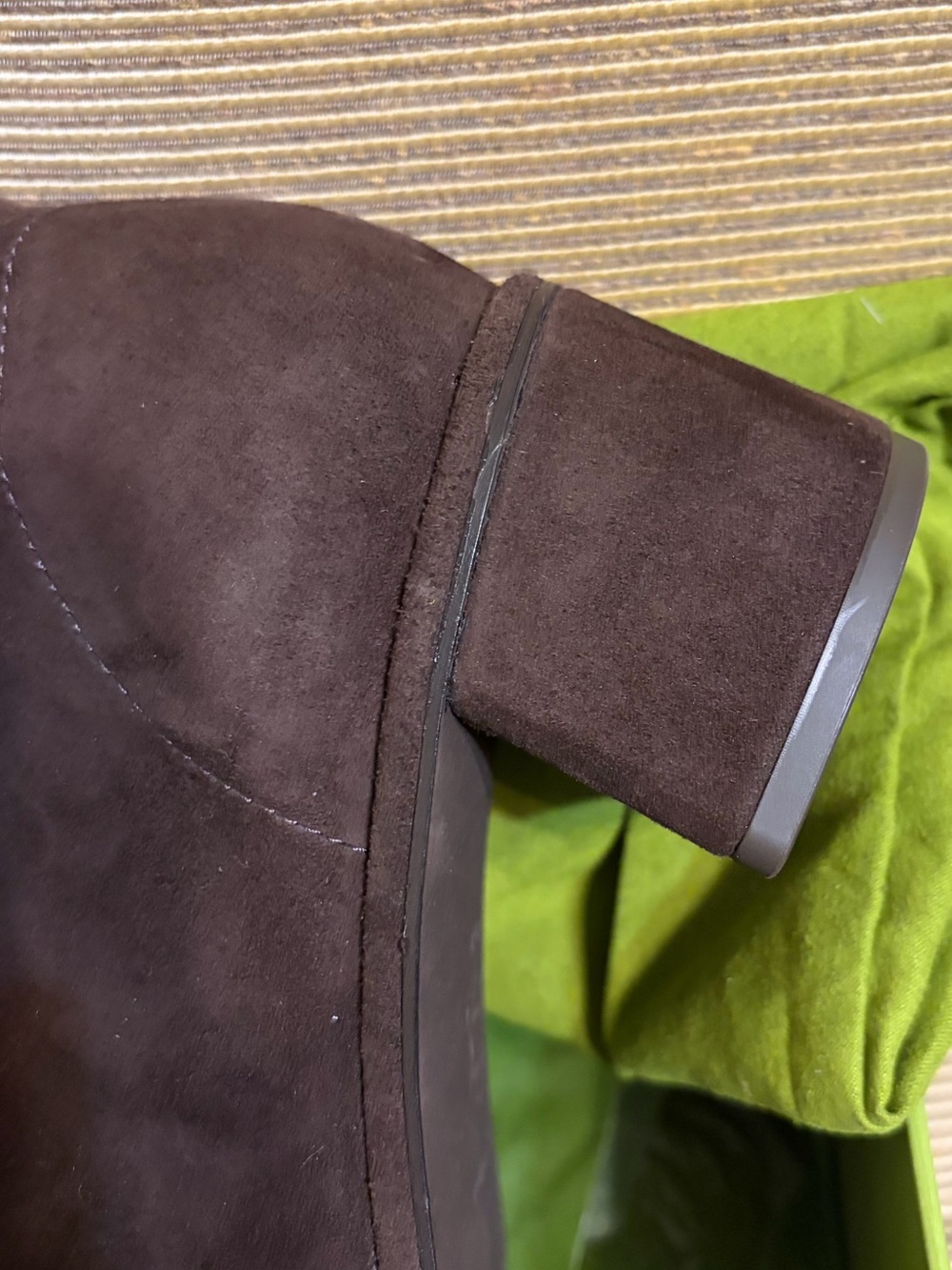 Tory Burch Women’s Suede Cap-Toe Block Heel Ankle Boot in Dark Cocoa - Size 8.5 - Picture 6 of 17